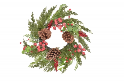 χρ. στεφανι rattan 50cm pe/φυλλα/red berries/pinecones green
